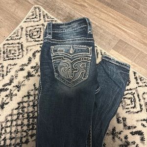 Lightly worn straight rock revivals